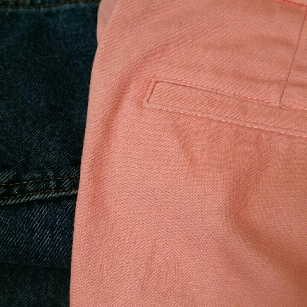 St. John's Bay Capris Size 8 - Picture 4 of 5